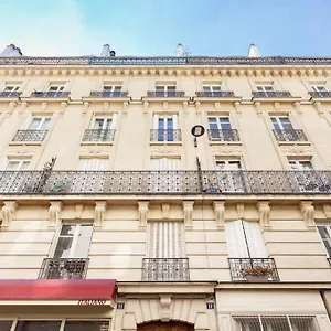 Appartement Haussmannien Place De L Etoile, Paris