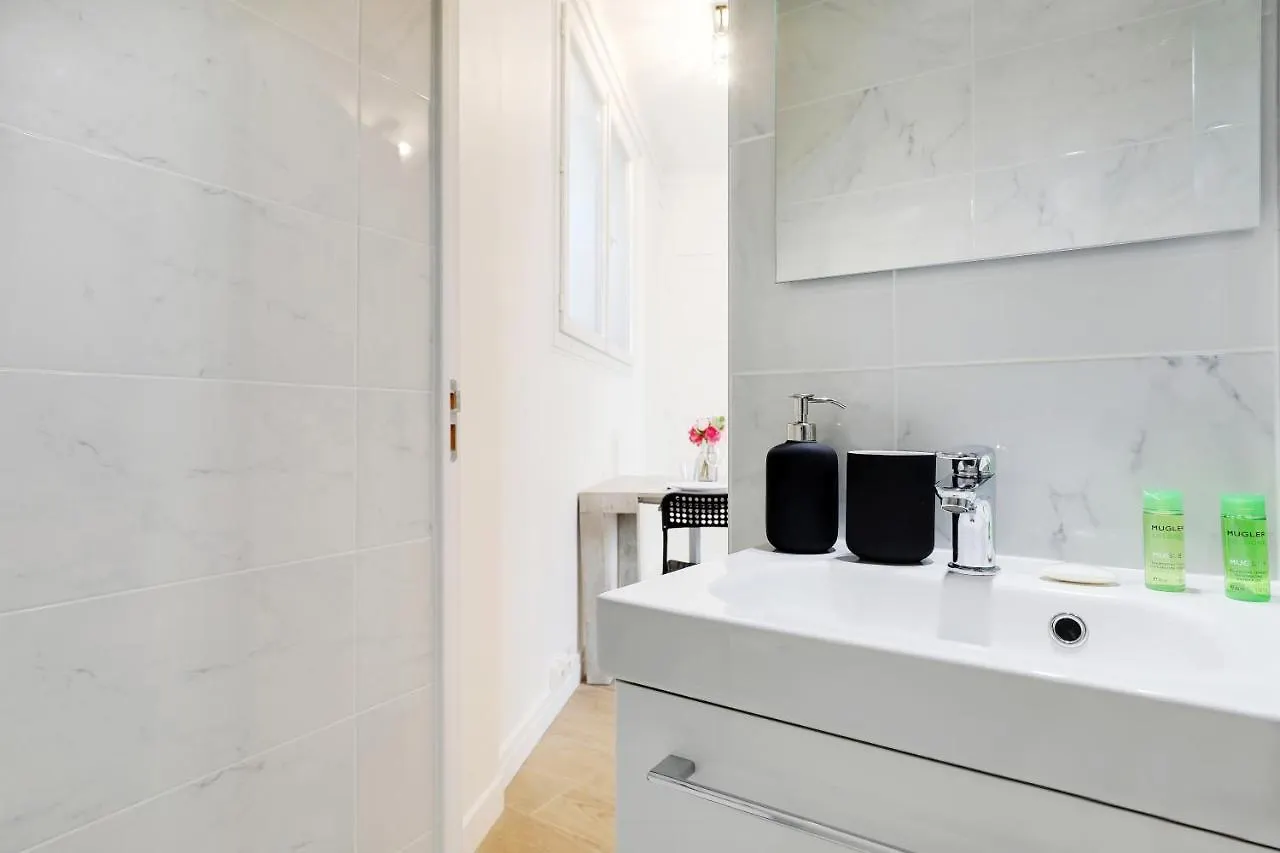 Charming Studio - 2P - Sacred Heart Apartment Paris